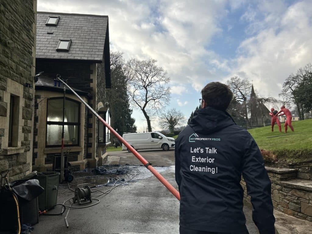 Roof Cleaning In Newport