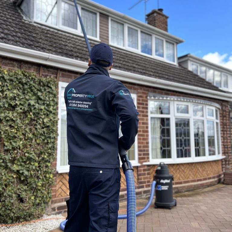 Gutter Cleaning Kingswinford My Property Pros (3)