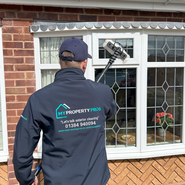 Window Cleaner Kingswinford My Property Pros (2)